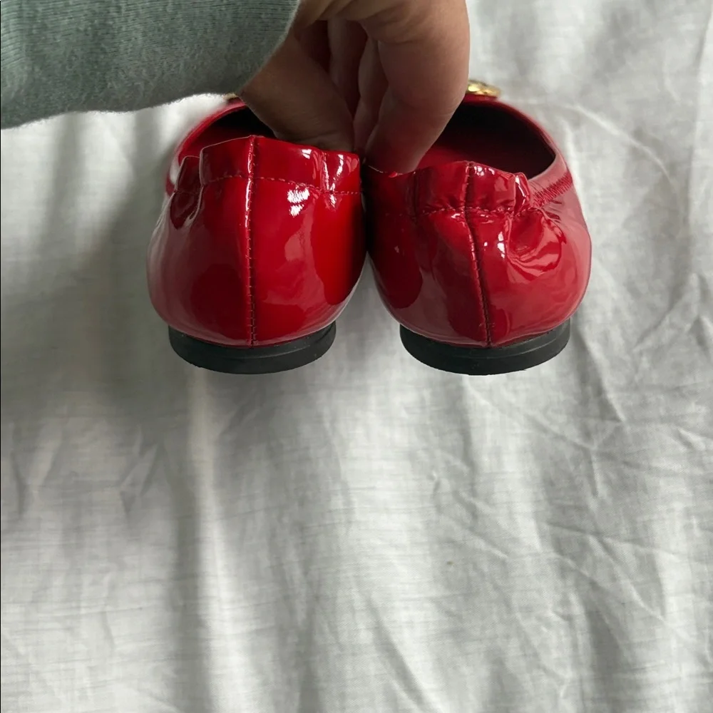 Tory Burch Glossy Red Leather Flats with Gold Emblem Little Girls 11c
